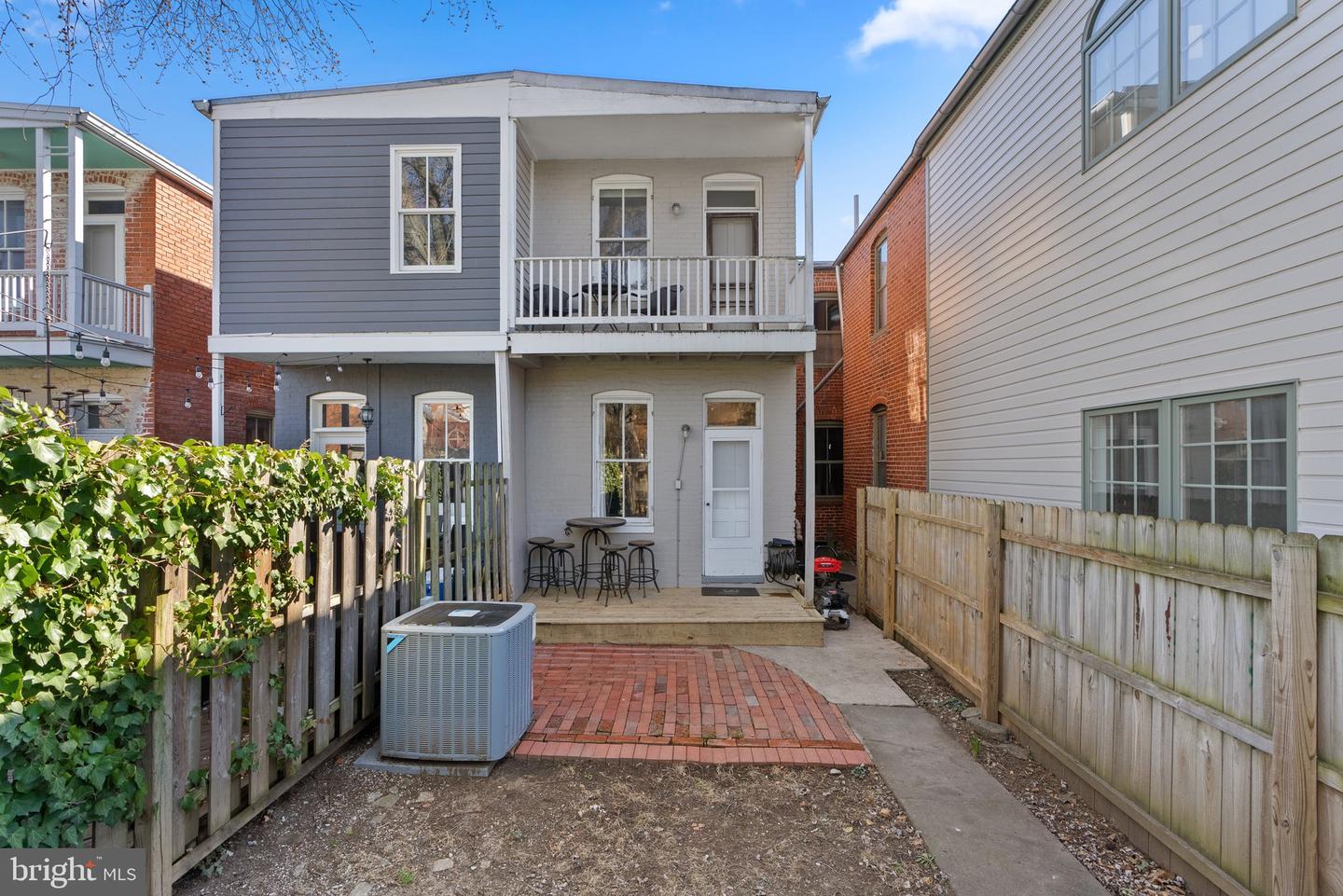 243 E Church St