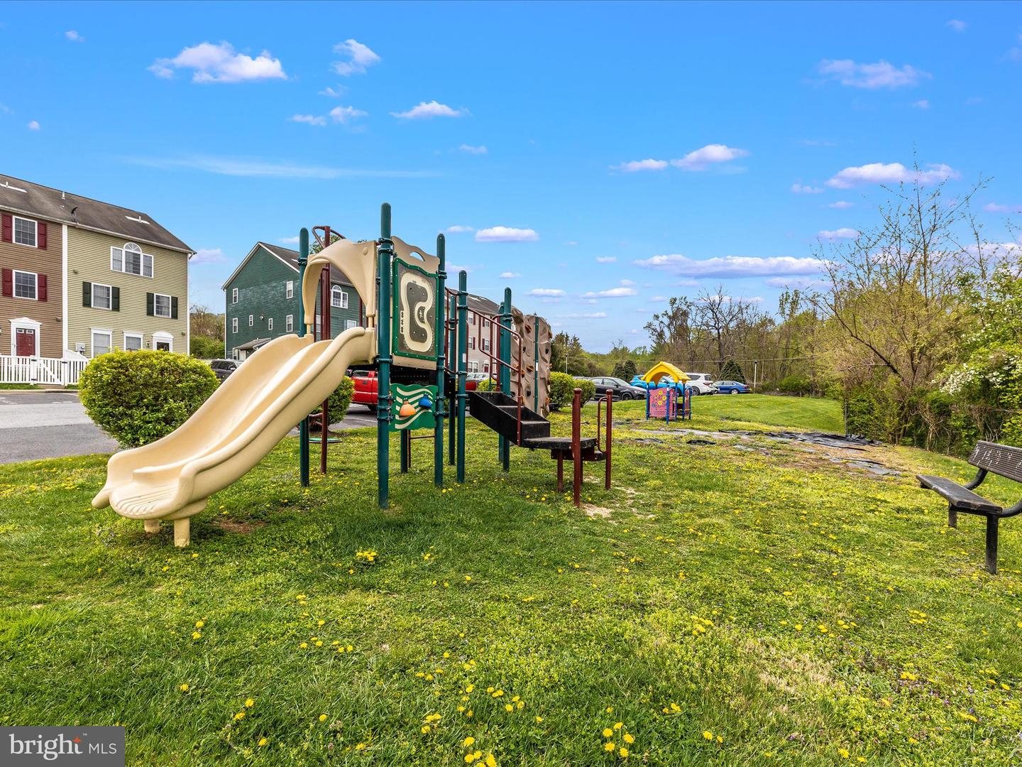 118 N Altamont Ave