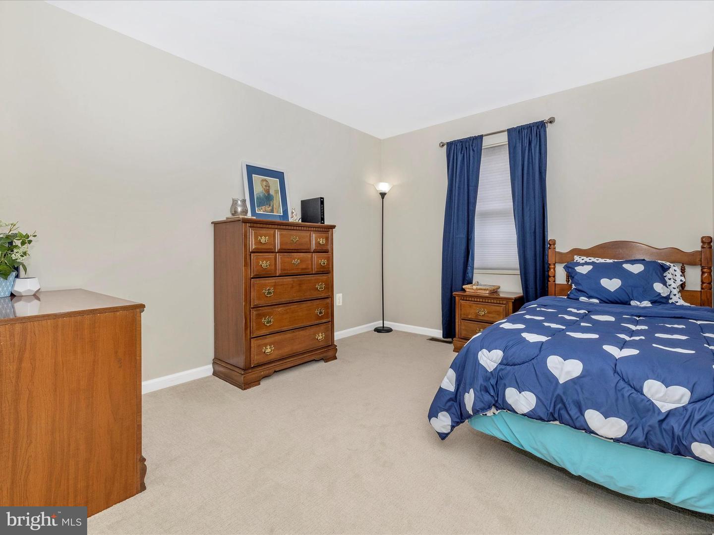 118 N Altamont Ave