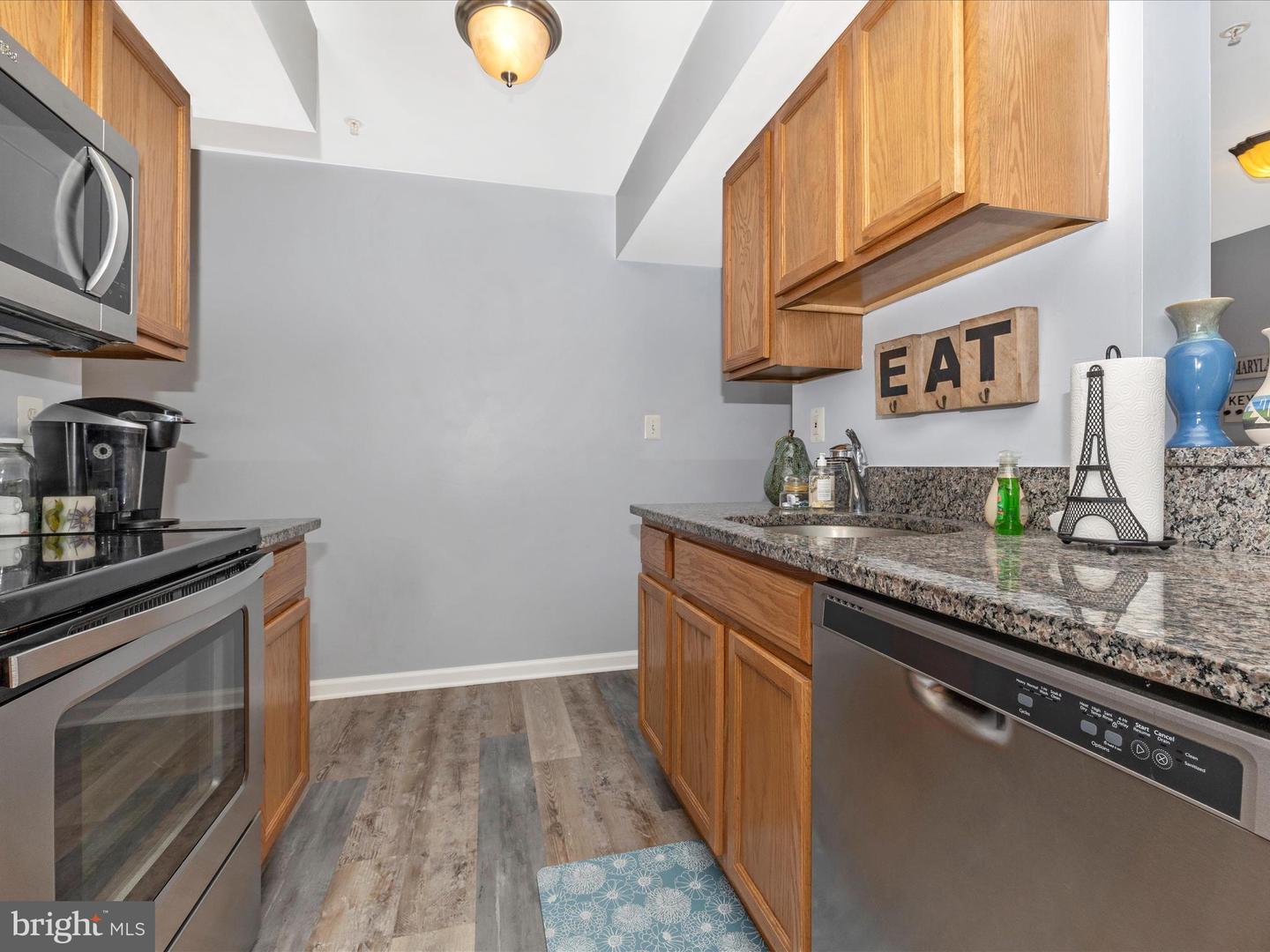 118 N Altamont Ave