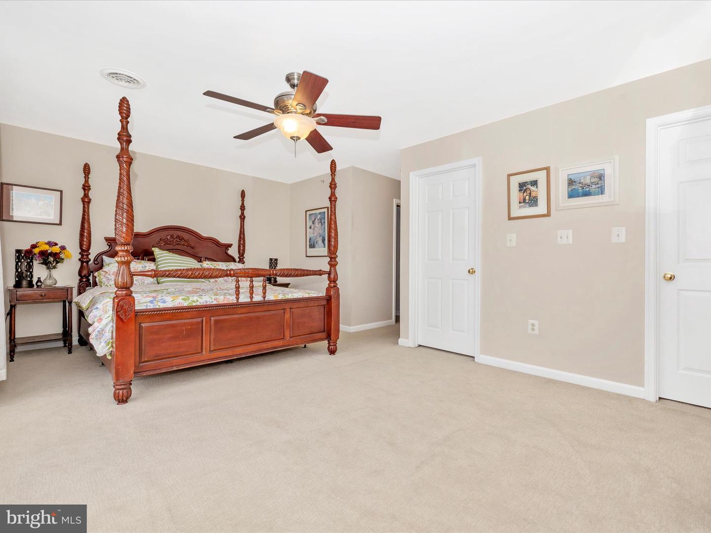 118 N Altamont Ave