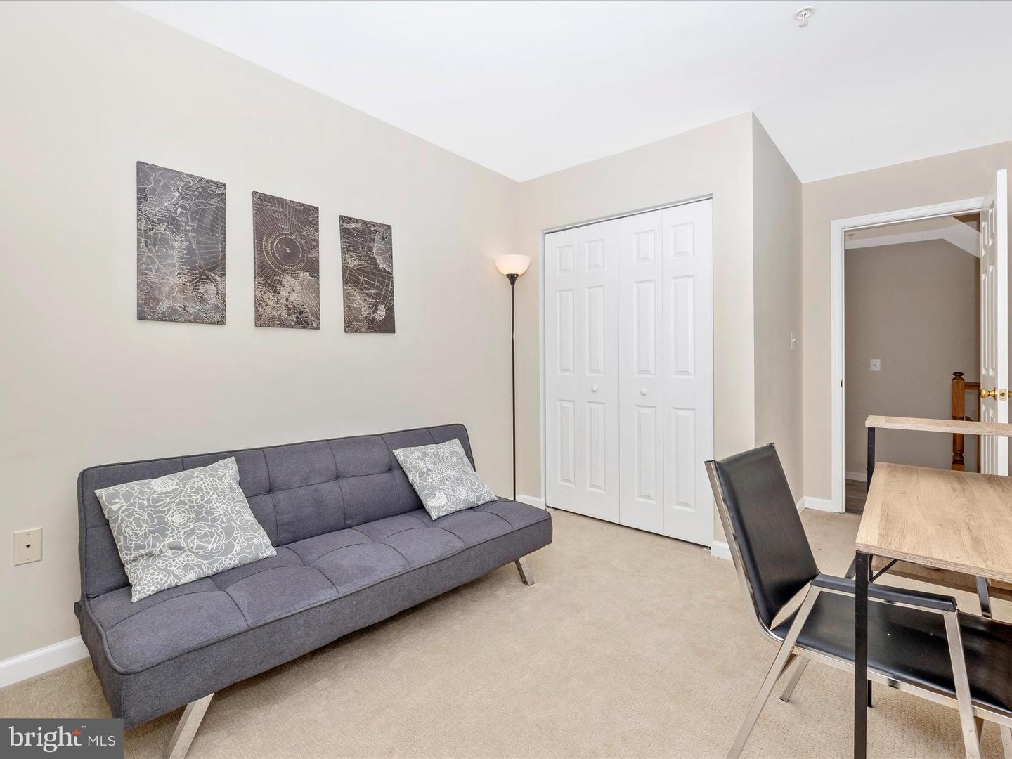 118 N Altamont Ave