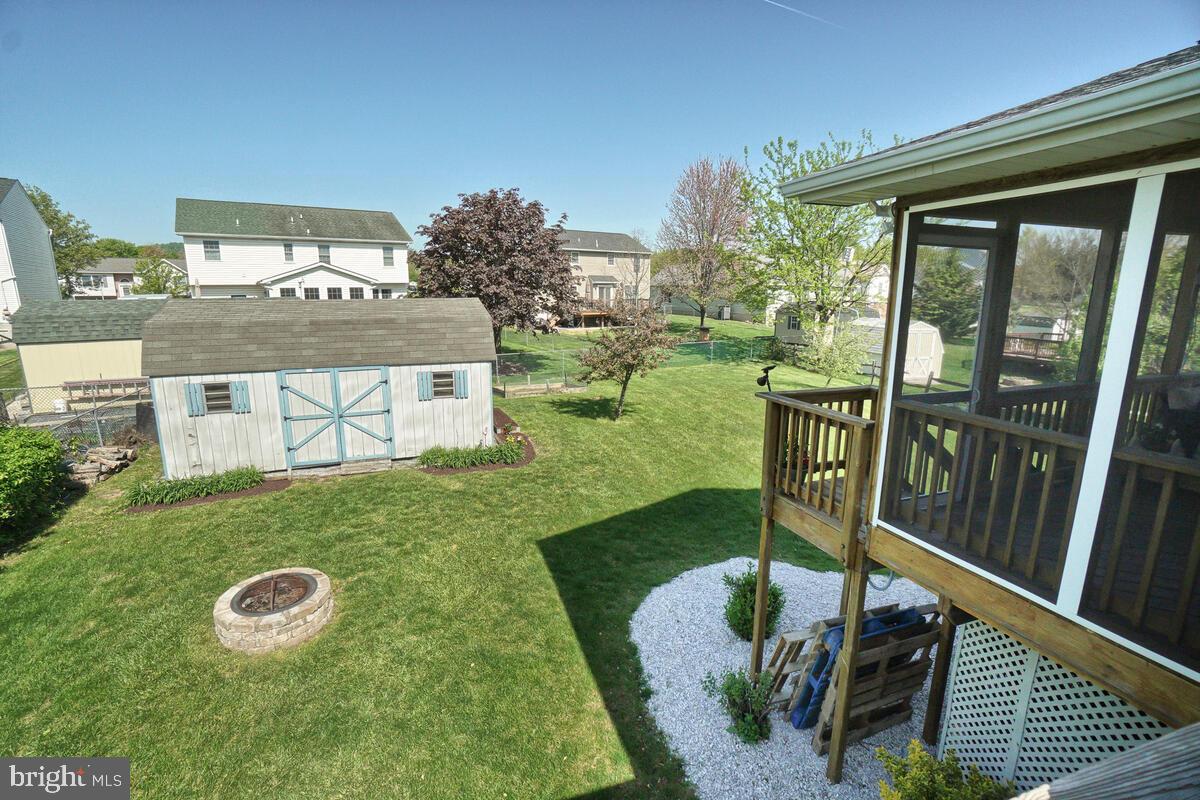 23 Stoney Park Way
