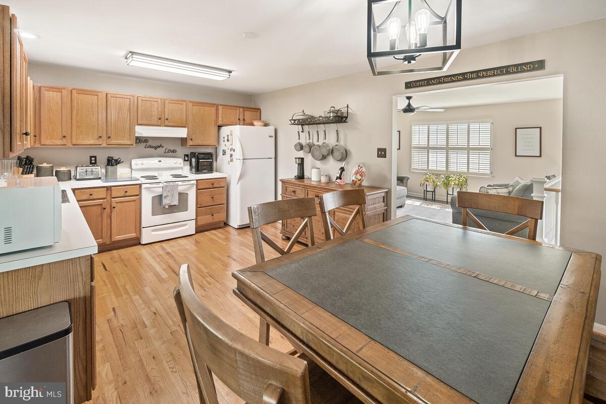 23 Stoney Park Way