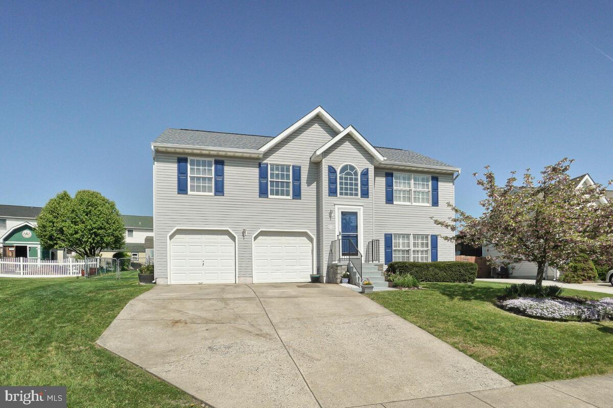 23 Stoney Park Way