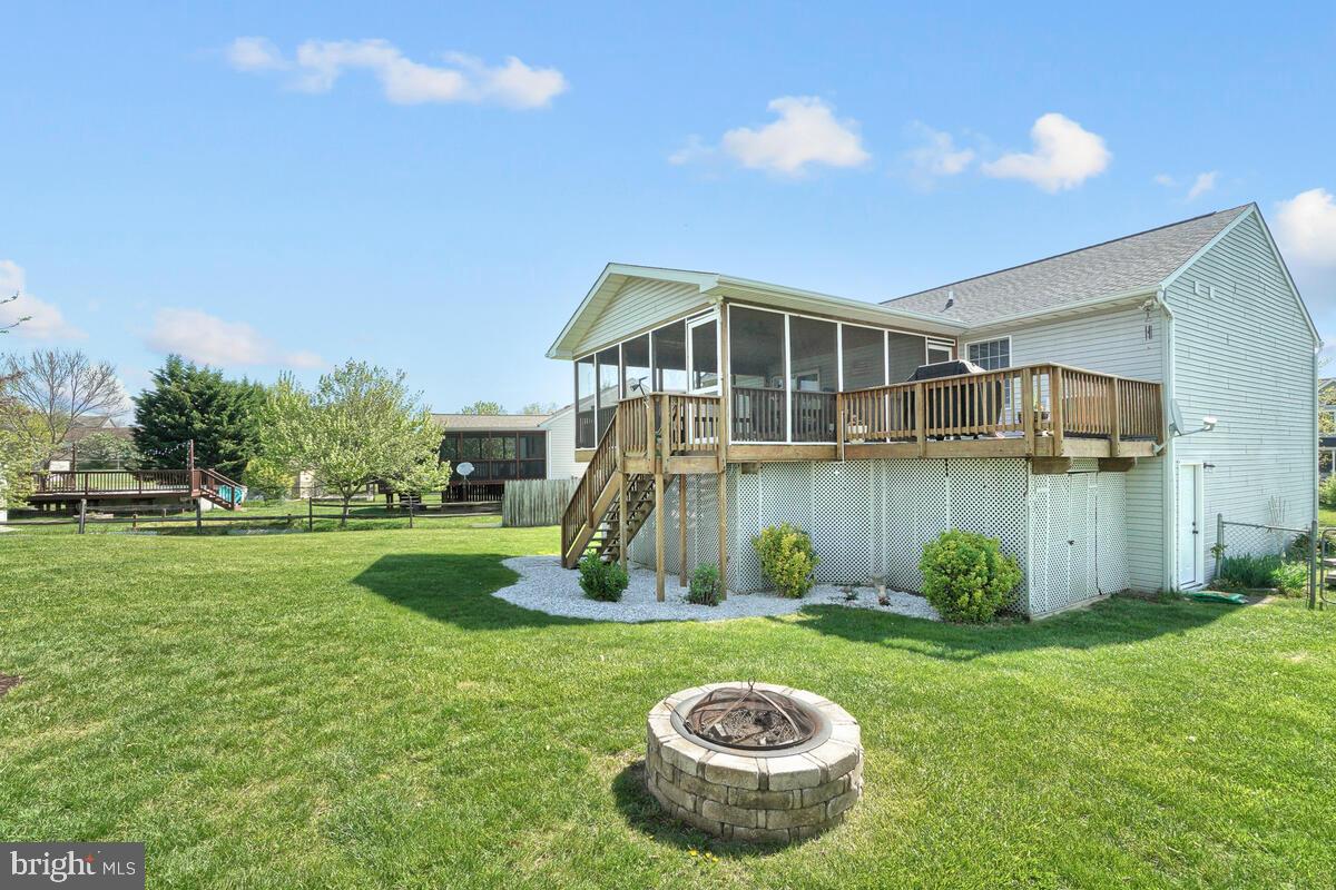 23 Stoney Park Way