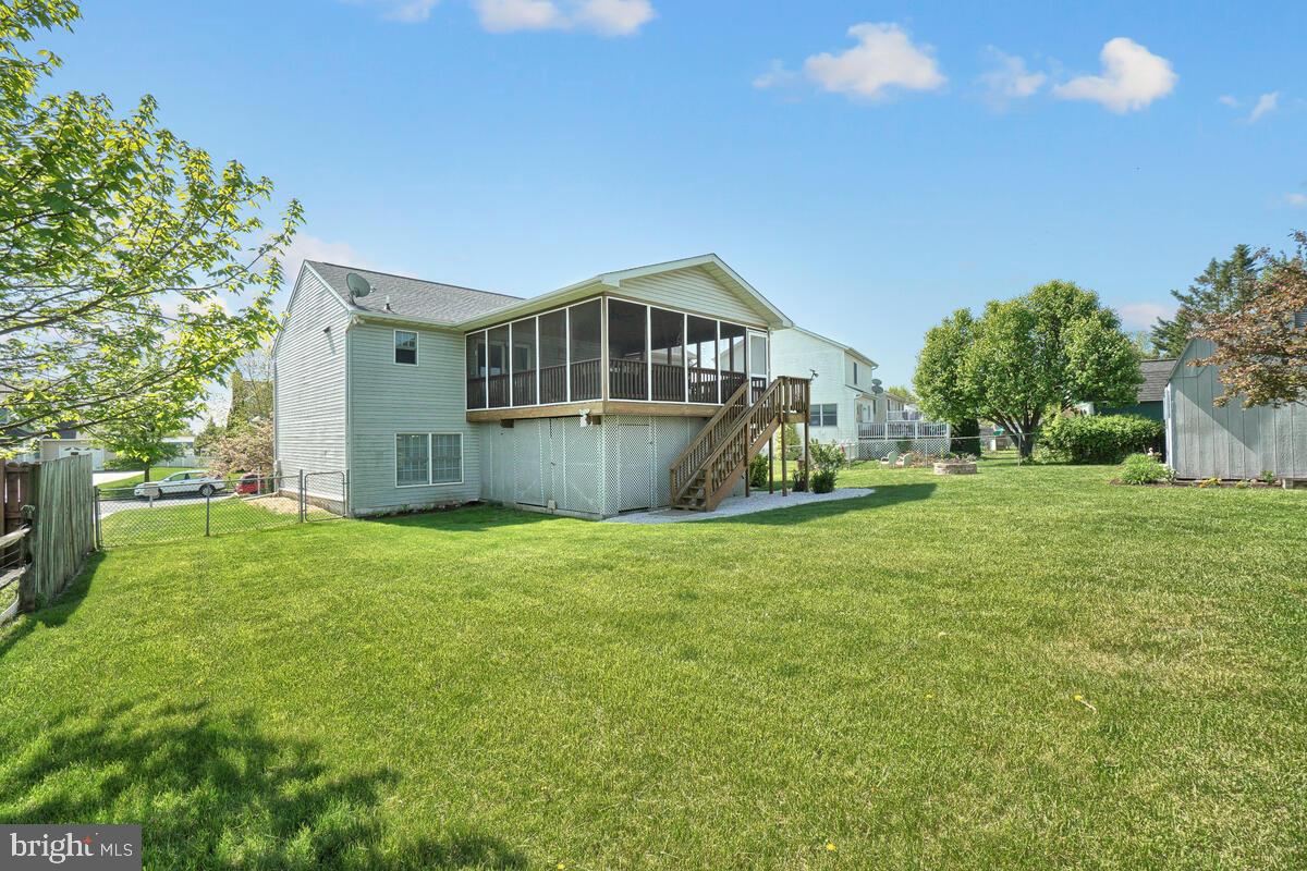 23 Stoney Park Way