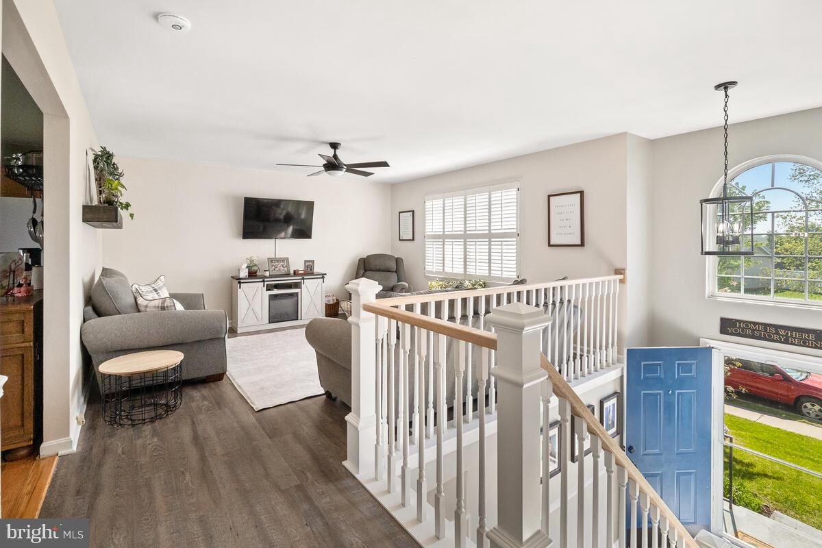 23 Stoney Park Way