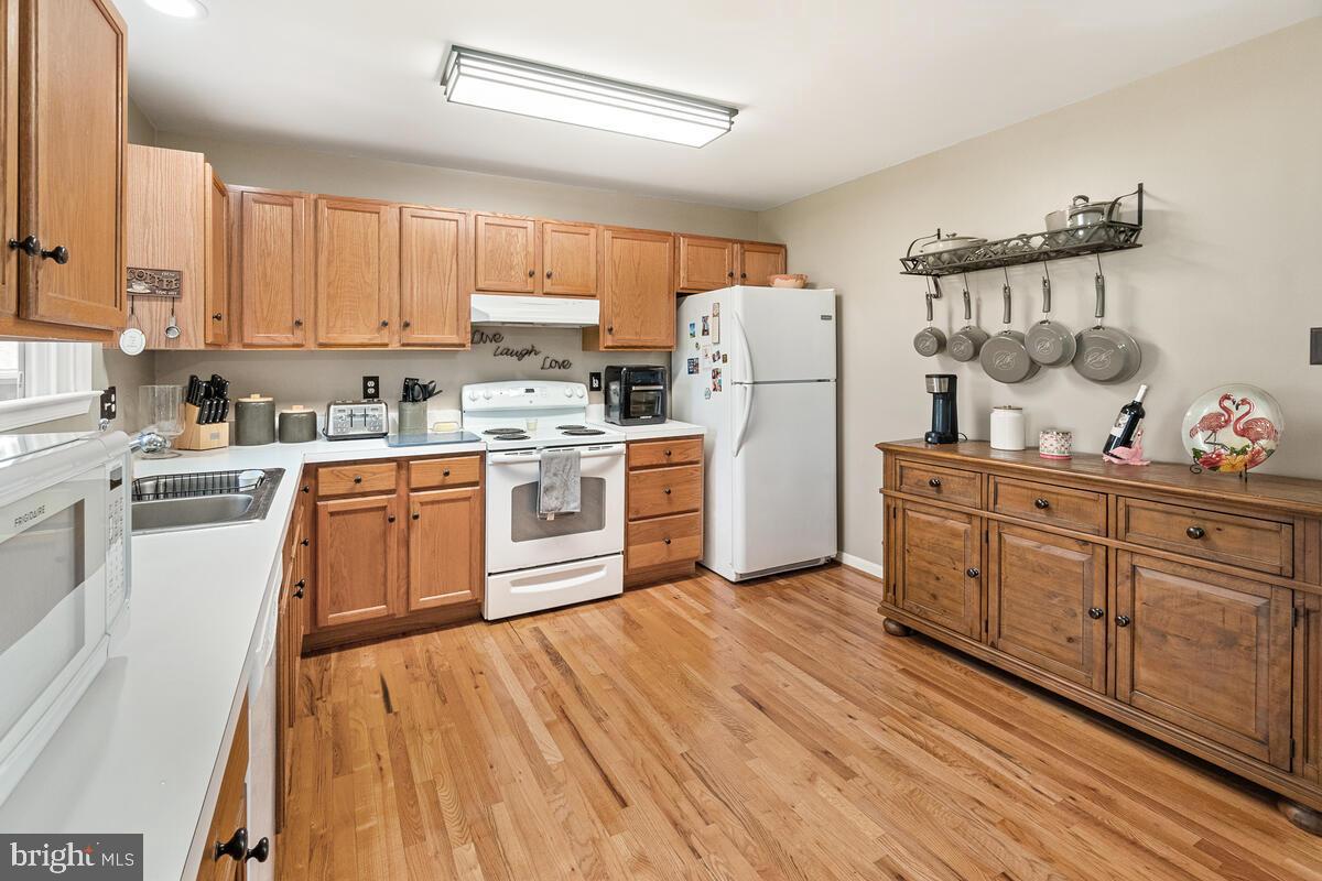 23 Stoney Park Way