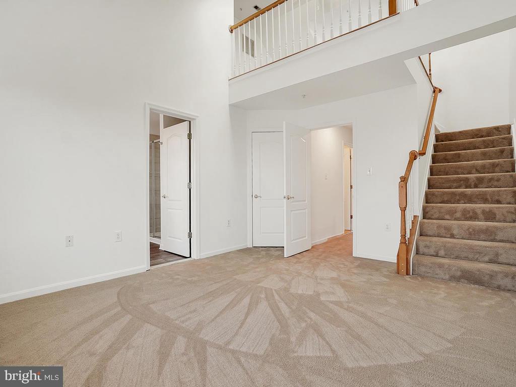 903 Jubal Way