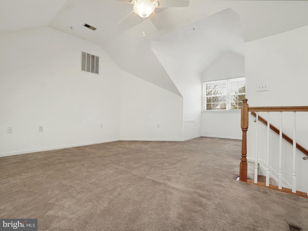 903 Jubal Way