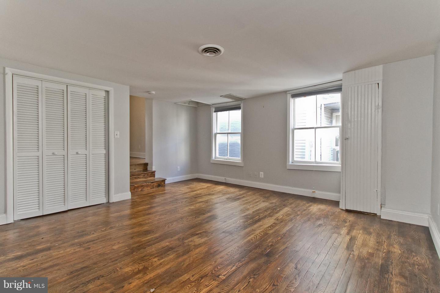 308 Market St