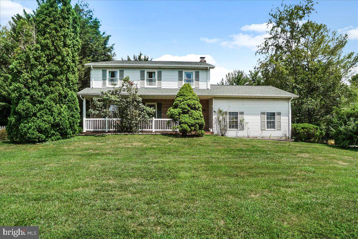 12704 Davis Ct