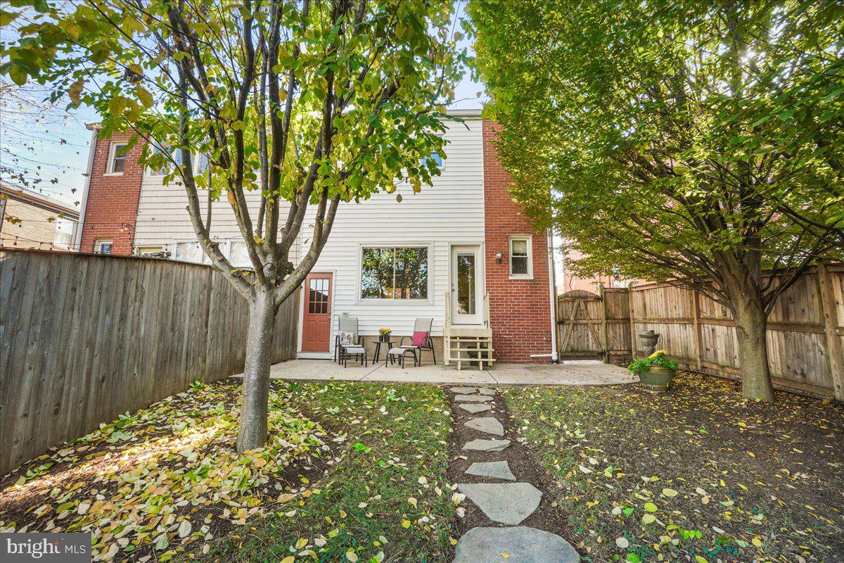 209 Monroe Ave