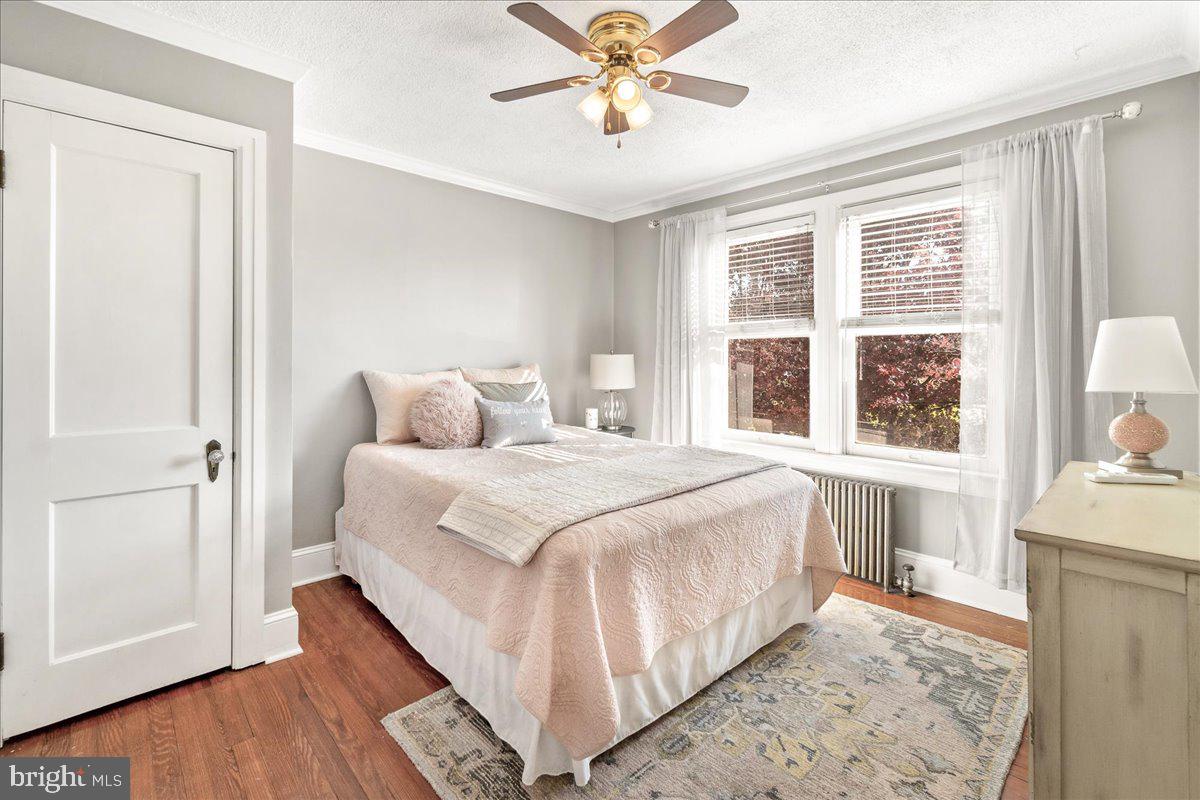 209 Monroe Ave