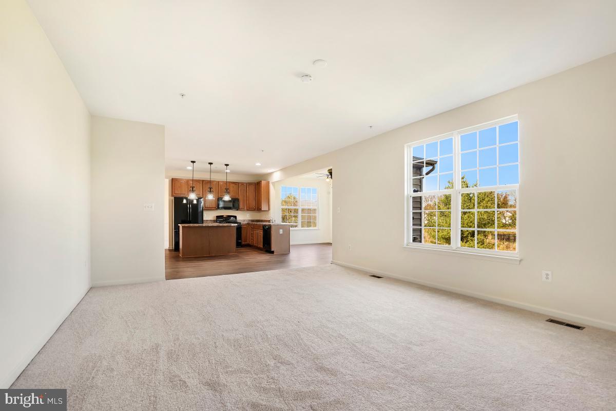 125 Sunlight Ct