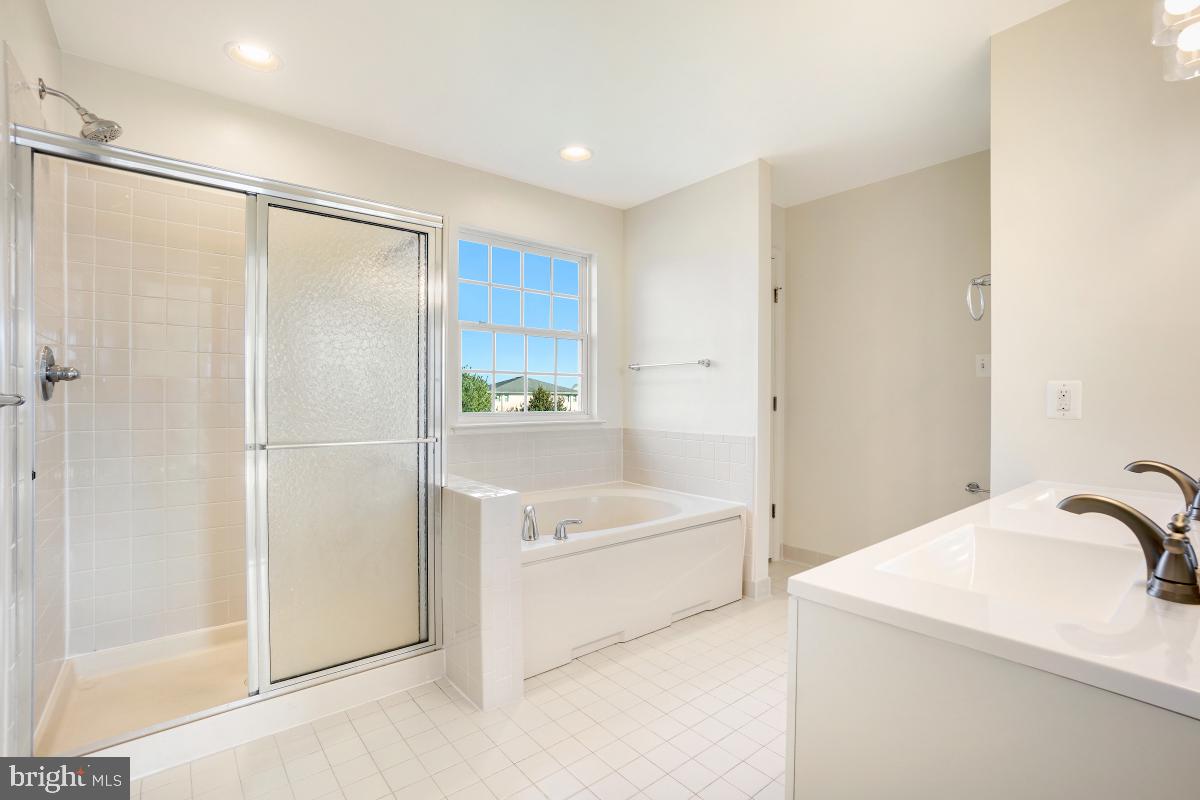 125 Sunlight Ct