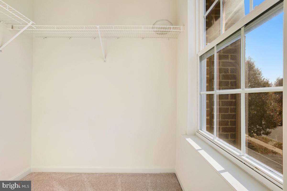 125 Sunlight Ct