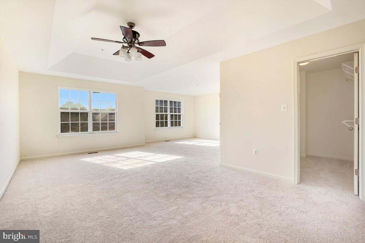 125 Sunlight Ct