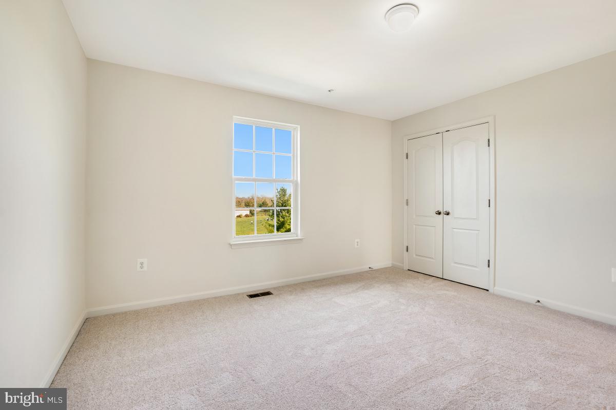 125 Sunlight Ct