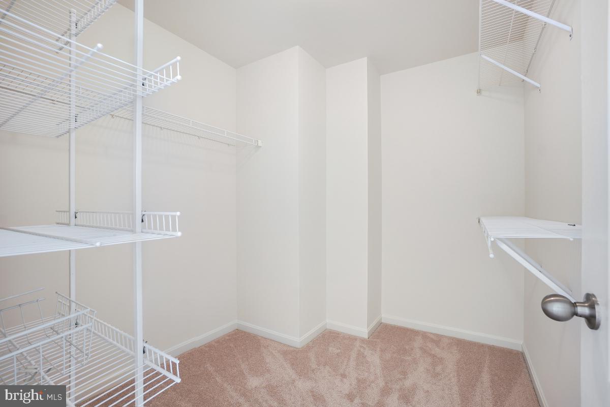 125 Sunlight Ct