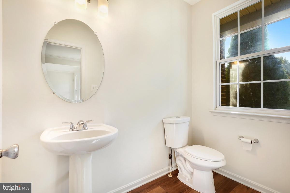 125 Sunlight Ct