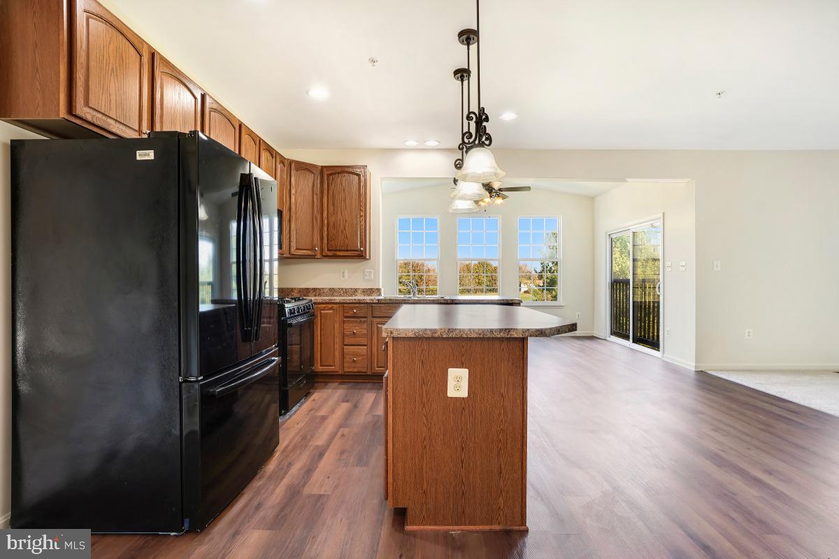 125 Sunlight Ct