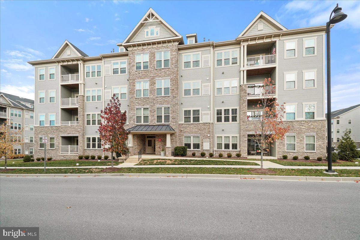 10280 Hopewell St #404