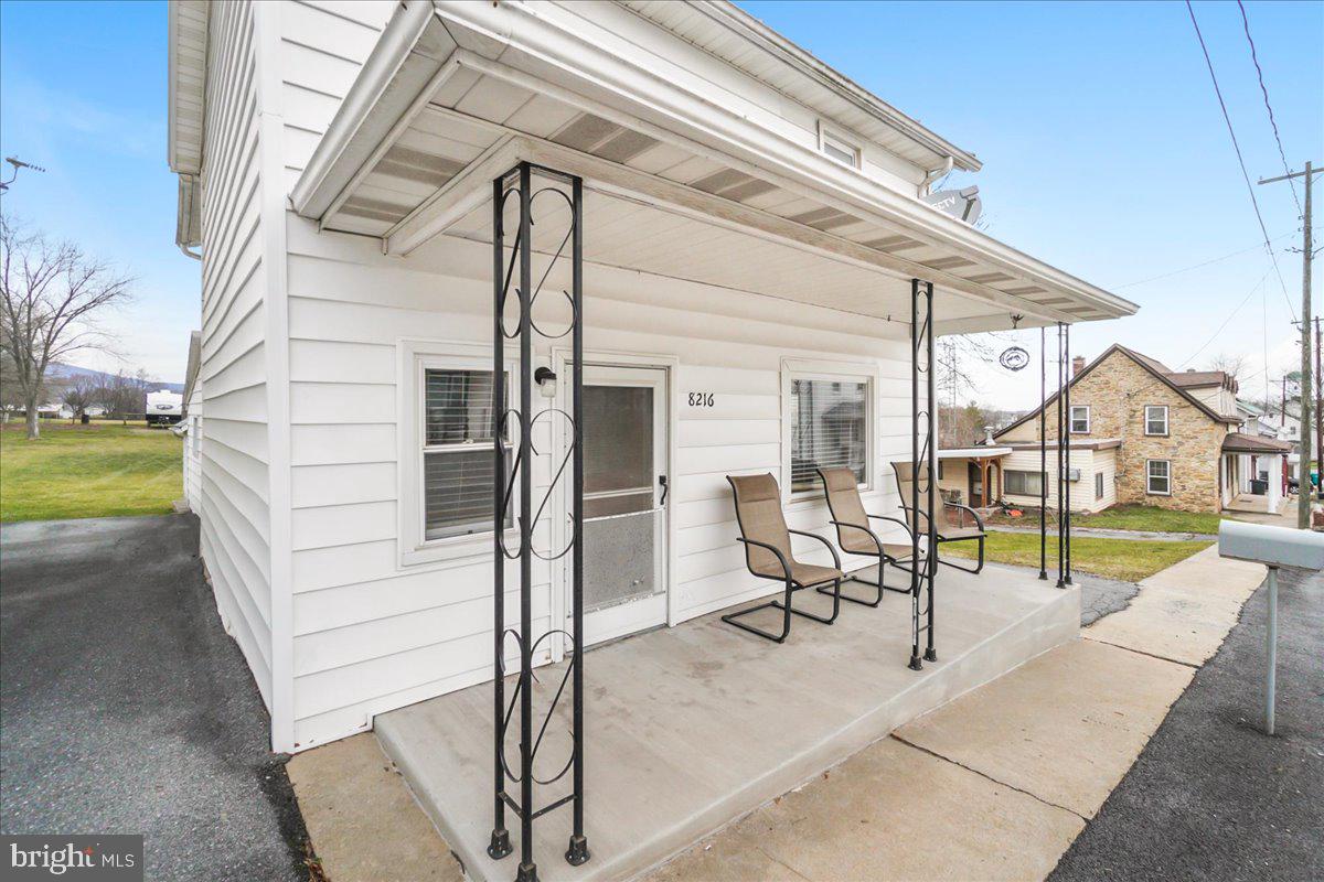 8216 Rocky Ridge Rd