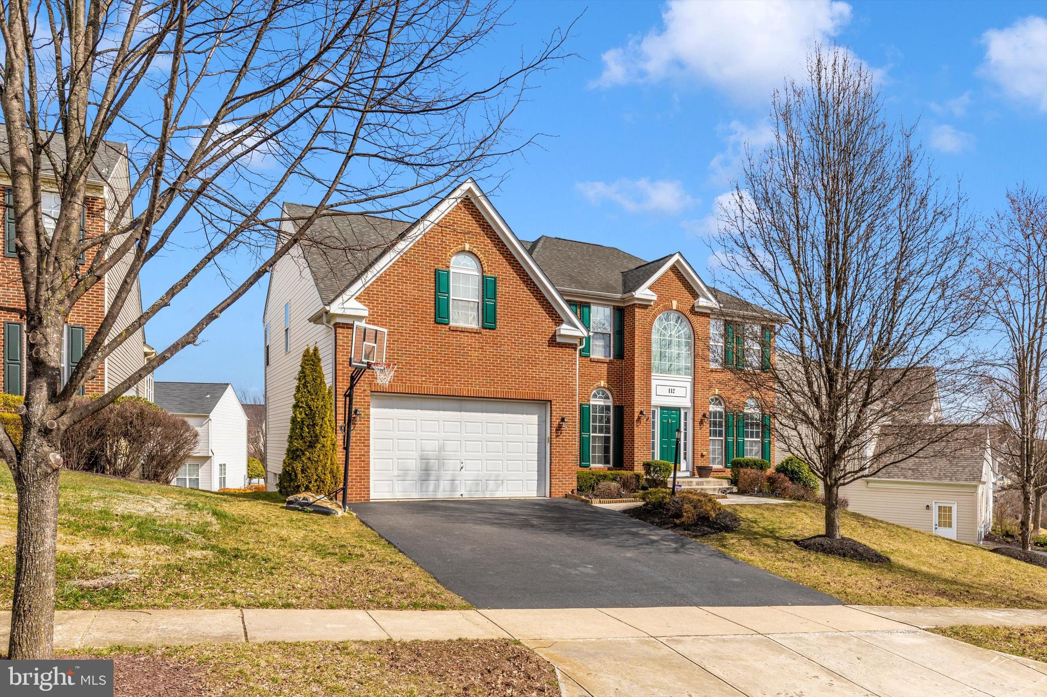 112 Galyn Dr