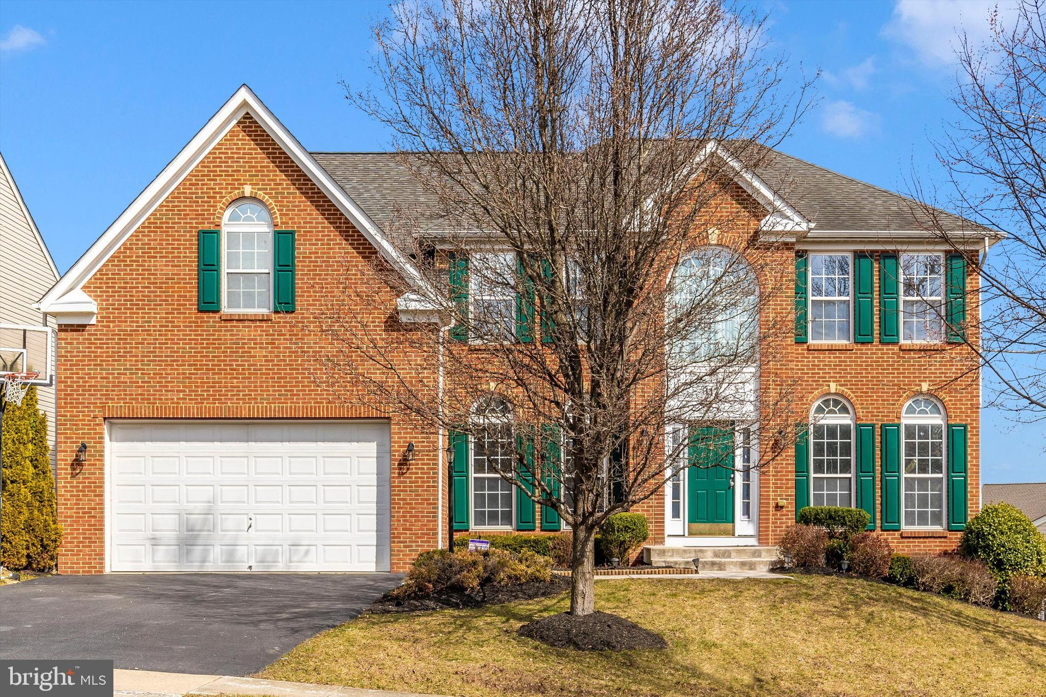 112 Galyn Dr