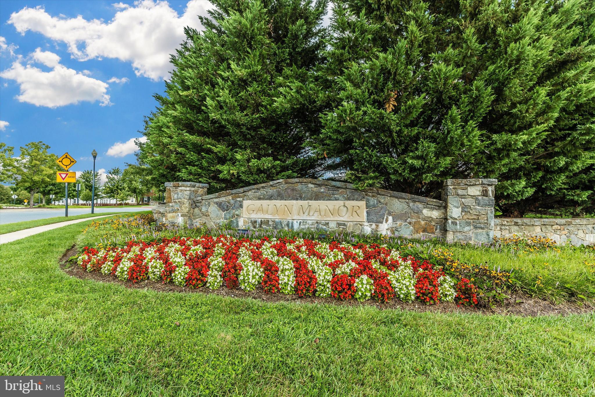 112 Galyn Dr