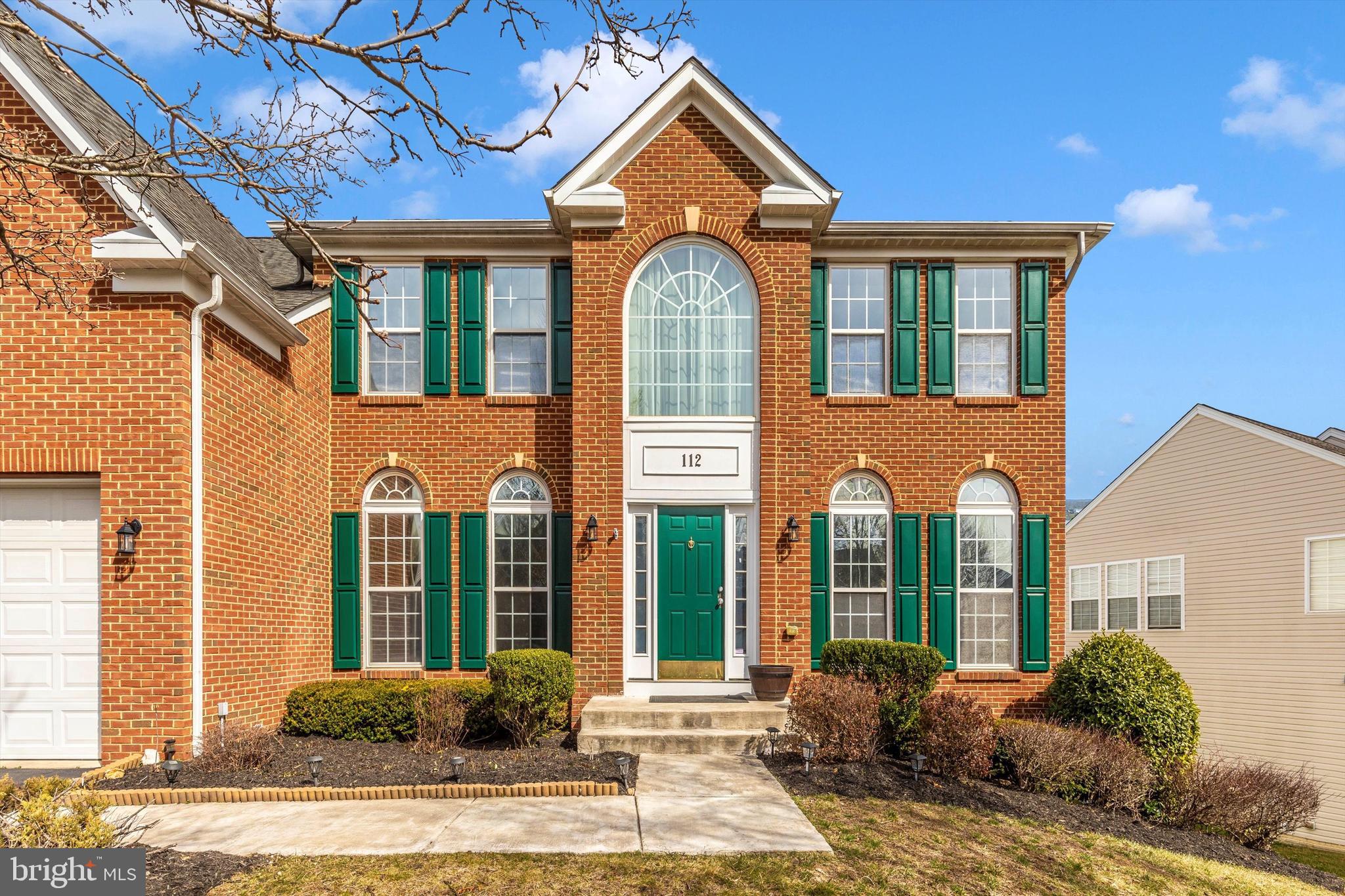 112 Galyn Dr