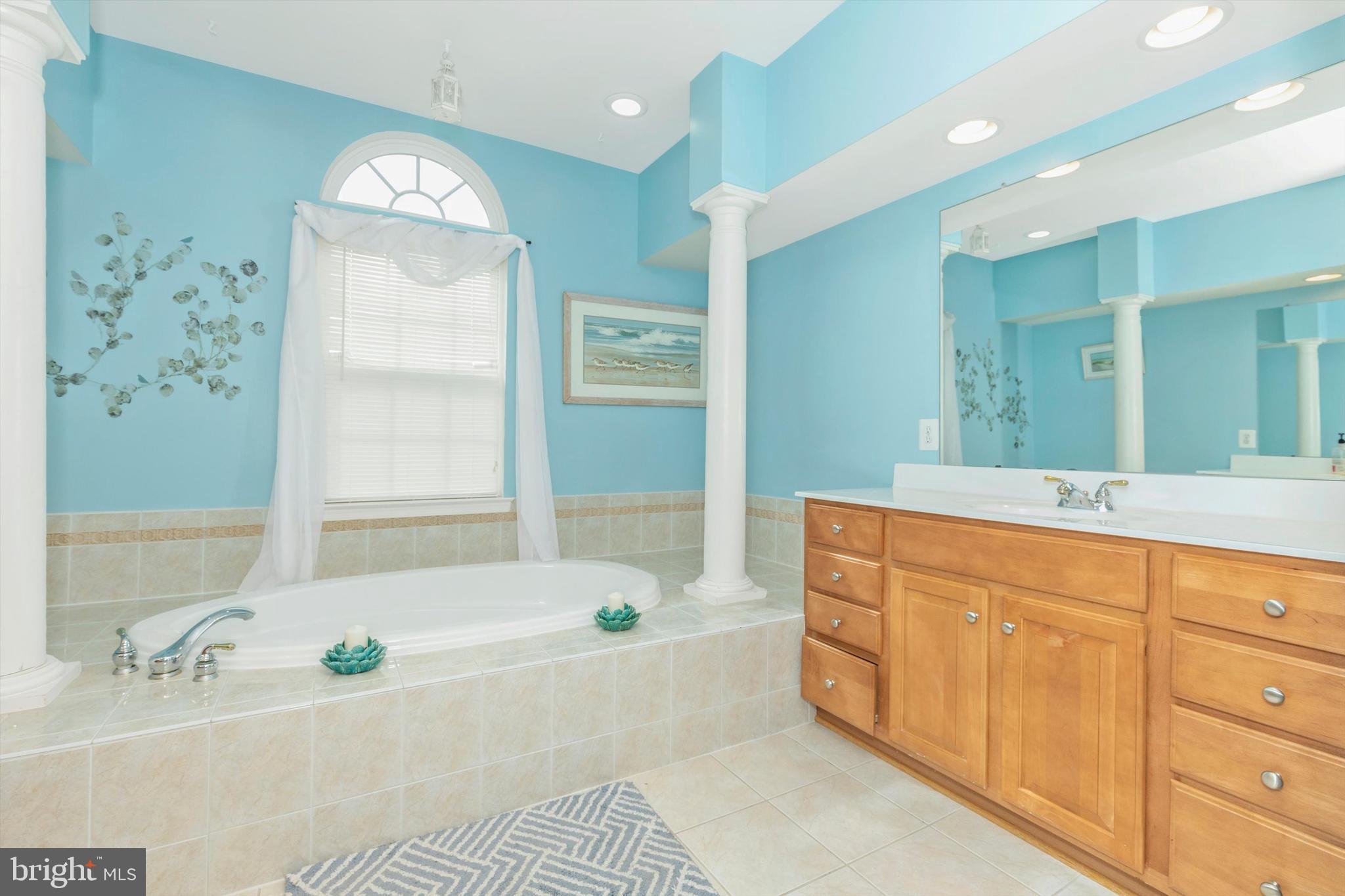 112 Galyn Dr