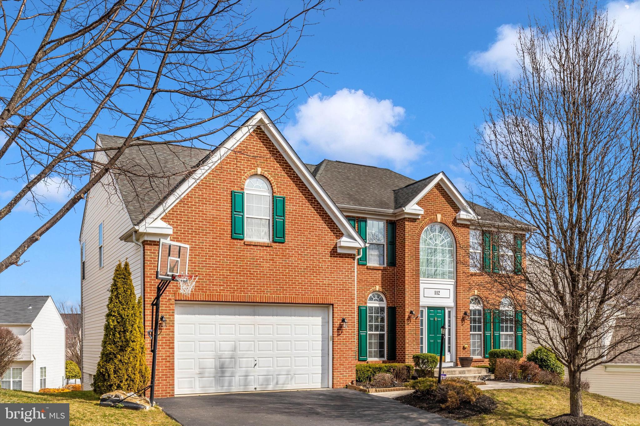 112 Galyn Dr