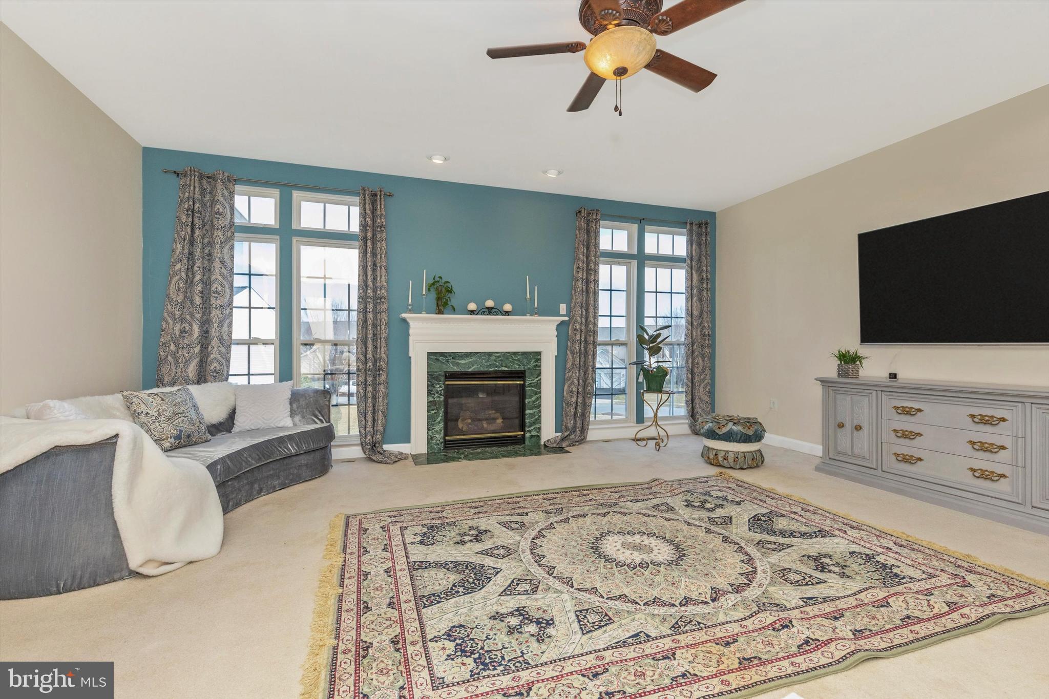 112 Galyn Dr