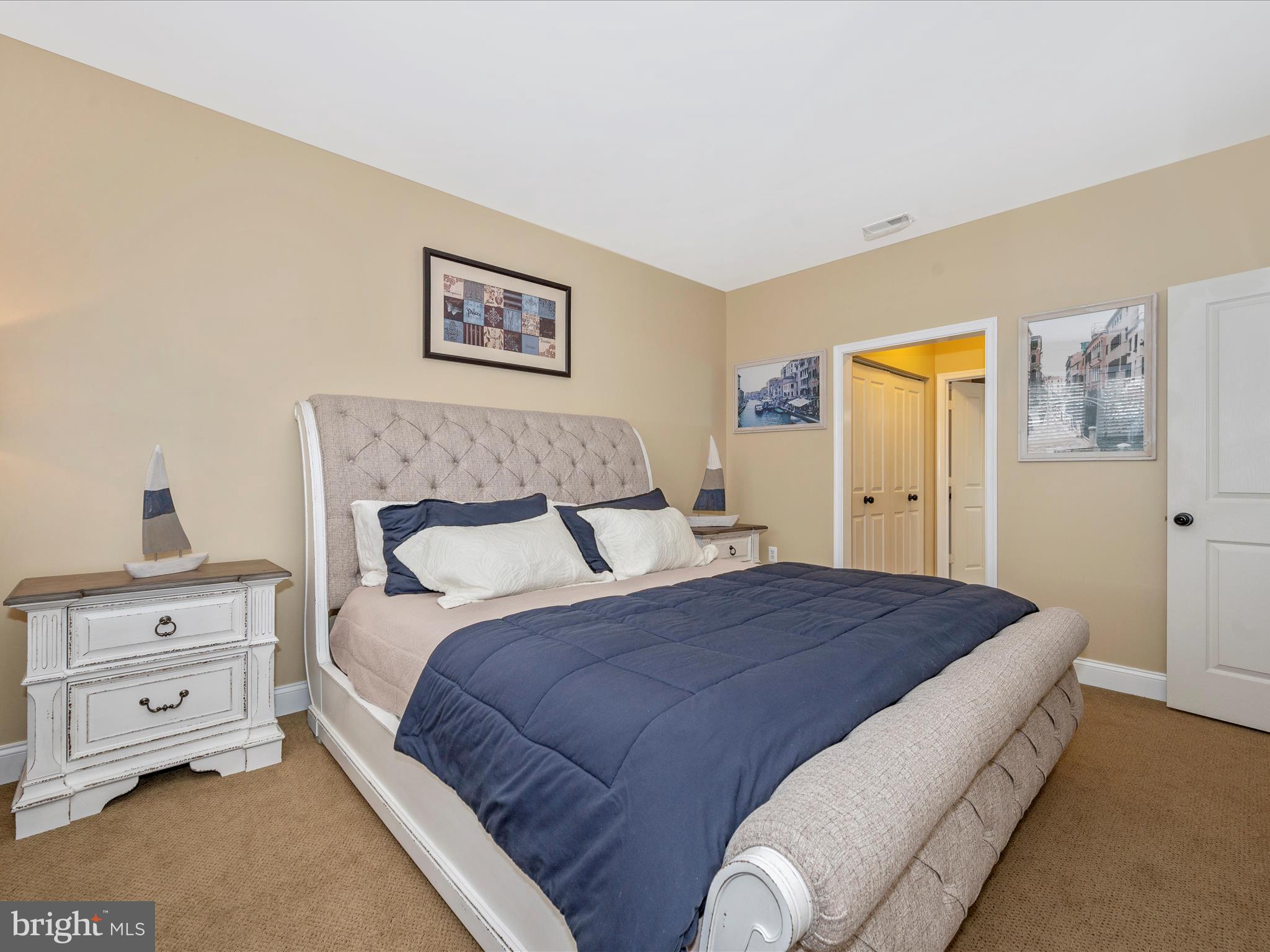 2520 Waterside Dr #101