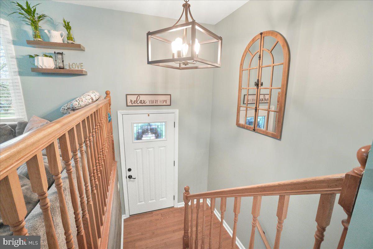 1610 Gibbons Rd