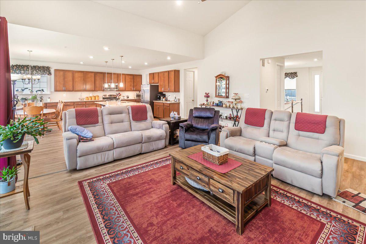 801 Kaplon Ct
