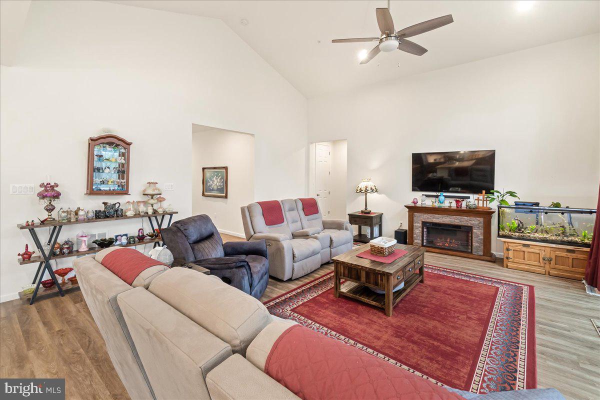 801 Kaplon Ct