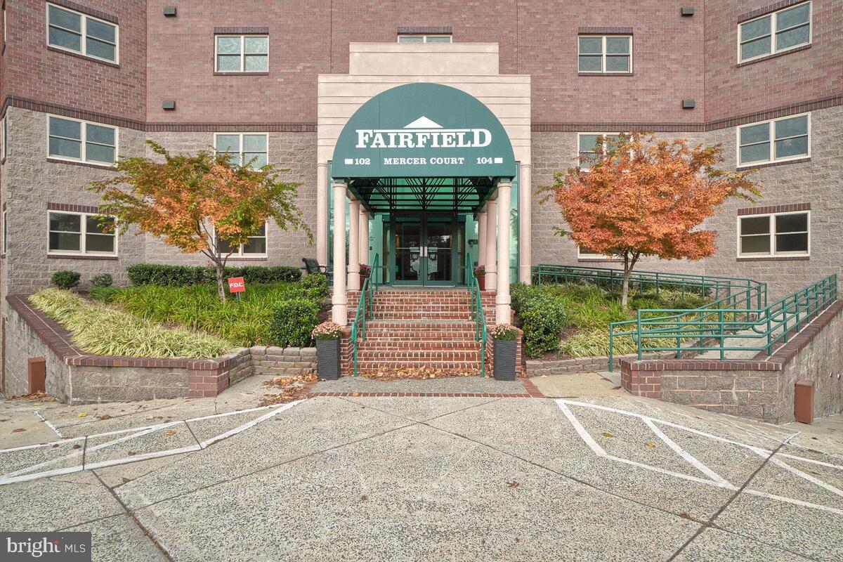 102 Mercer Ct #24 2a