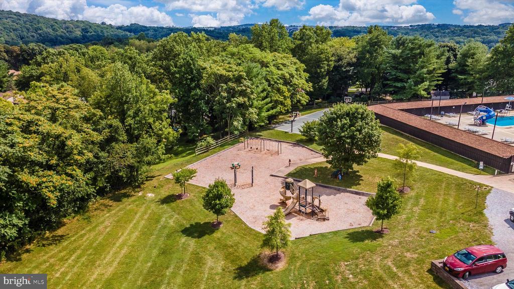 11120 Eagletrace Dr