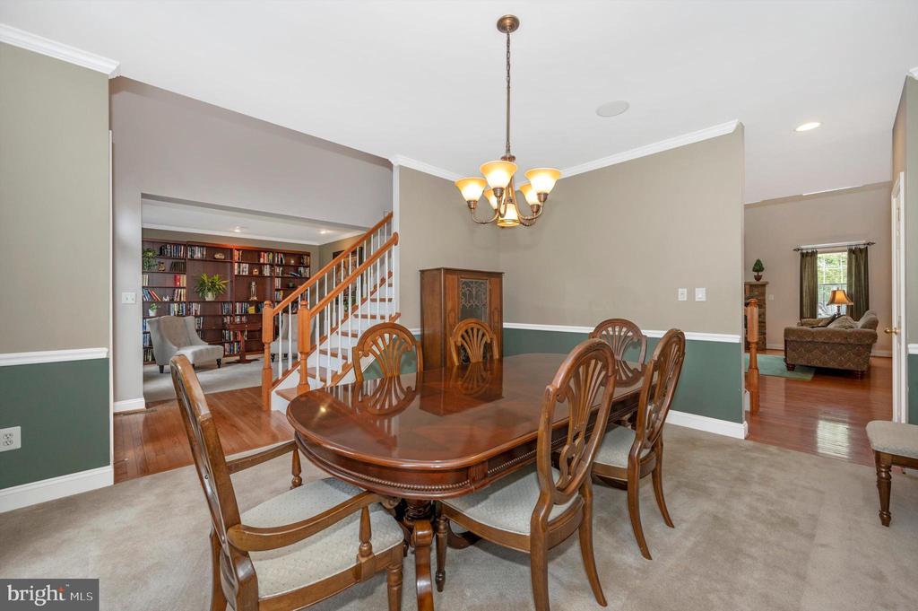 11120 Eagletrace Dr