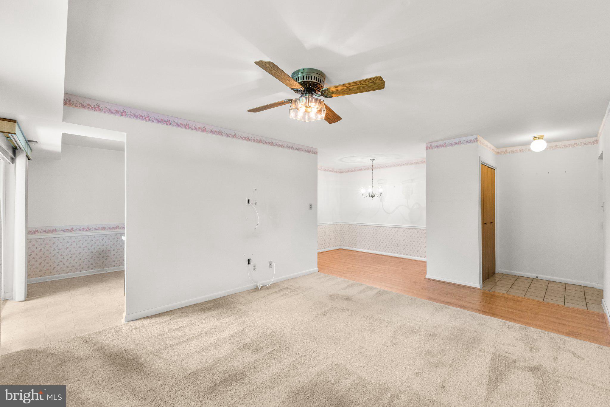 300 Chapel Ct #105