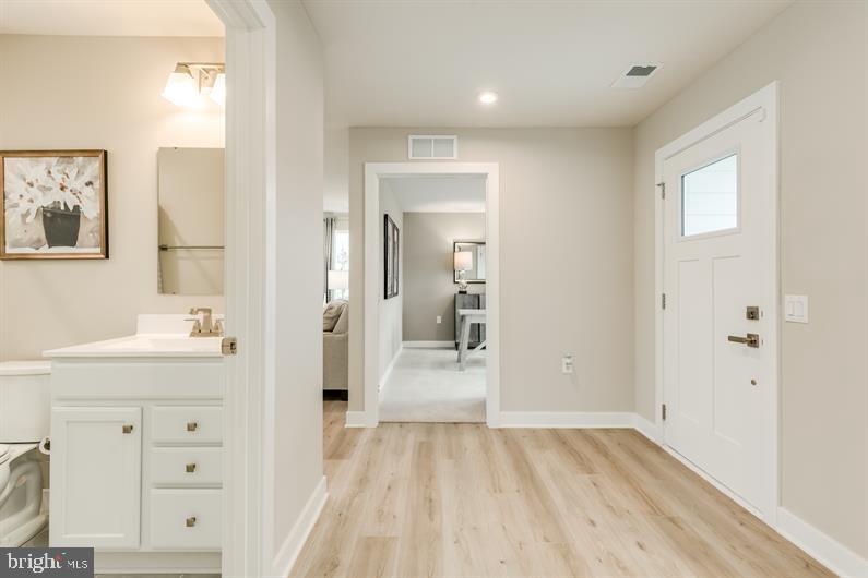 2567 LAMPLIGHTER DRIVE