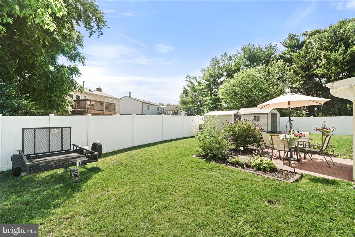 414 White Oak Pl