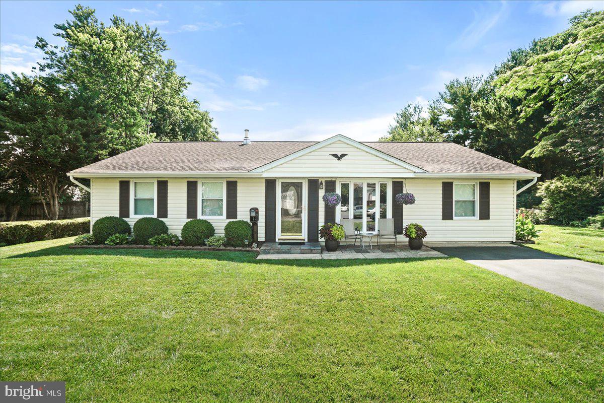 414 White Oak Pl