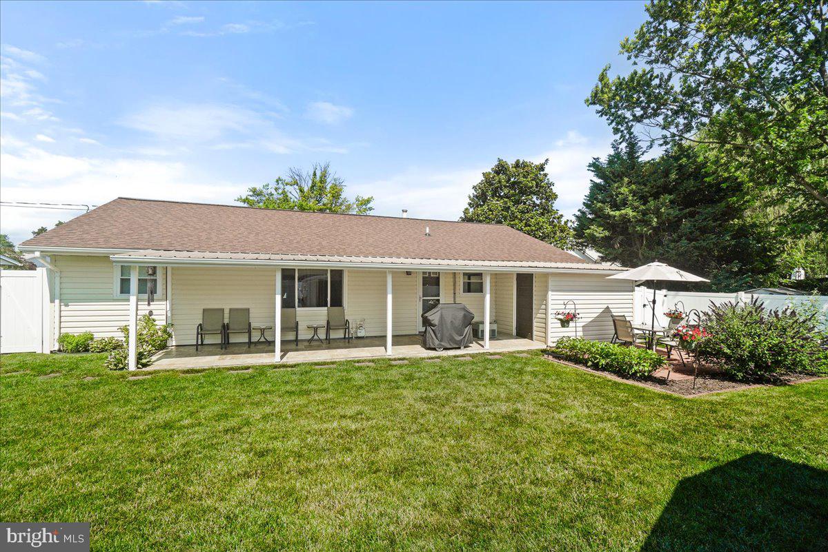 414 White Oak Pl