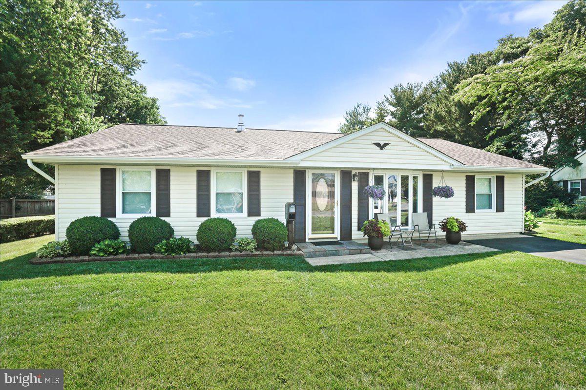 414 White Oak Pl