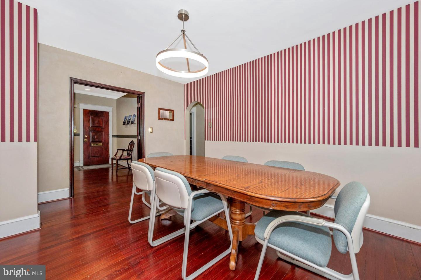 1 Davis Ave